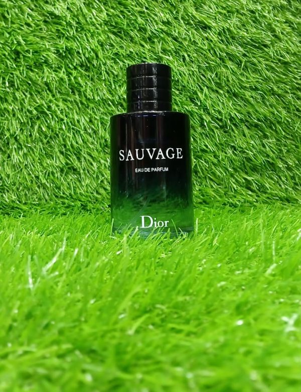 Dior Sauvage Eau De Perfume |